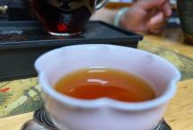 艾老师选茶：品鉴99年红丝带绿印熟茶