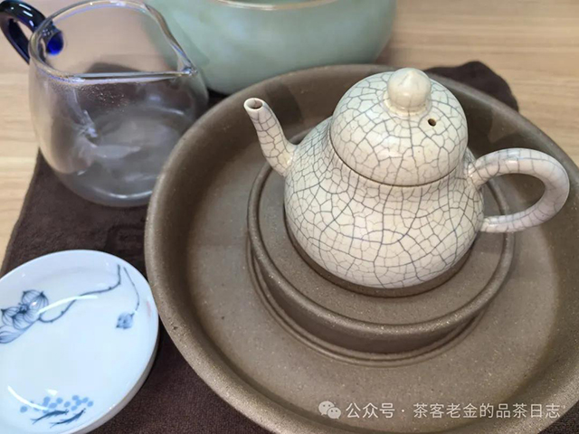 吾茶共饮2024年高杆普洱茶