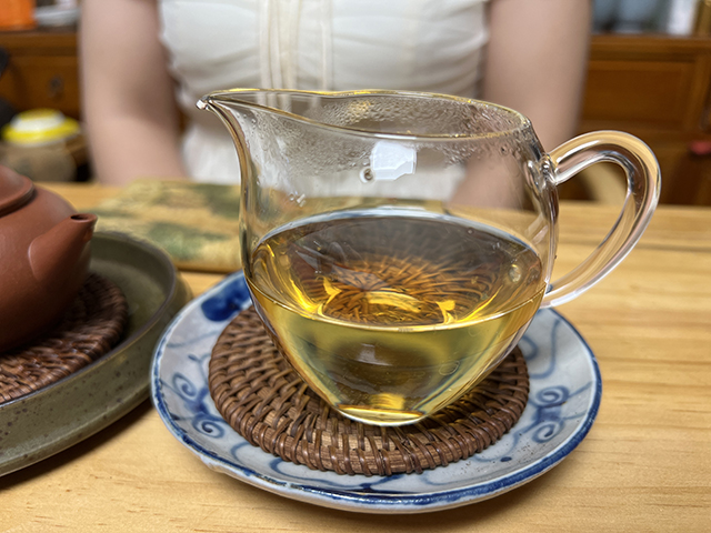 图为2005年507批次老树圆茶青饼品茗第九道茶汤